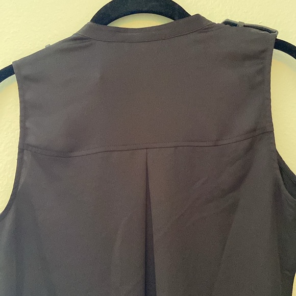 Cache Black Silky Faux Leather Epaulets Sleeveless Tank w/ V Neck & Pockets - Picture 6 of 6